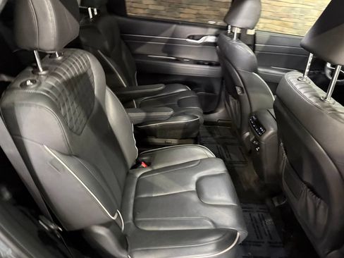 Used 2023 Hyundai Palisade Limited AWD/4WD image 35