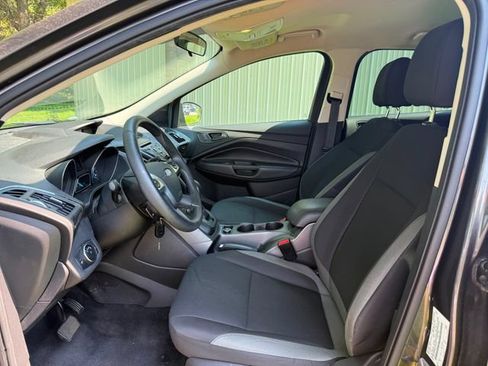 Used 2016 Ford Escape S FWD image 7