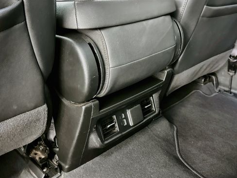 Used 2025 GMC Sierra 1500 SLT AWD/4WD image 28