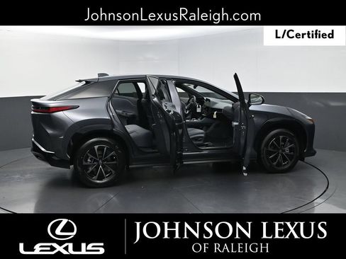 Certified 2026 Lexus RZ 350e 2WD w/ Convenience Package image 32