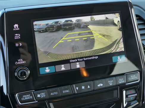 Used 2023 Honda Odyssey EX-L image 19