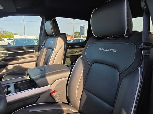 New 2026 RAM 1500 Laramie AWD/4WD image 11