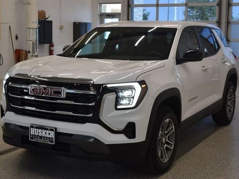 Used 2025 GMC Terrain Elevation AWD/4WD image 9