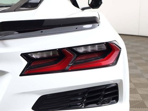 Used 2025 Chevrolet Corvette Z06 w/ Battery Protection Package image 17