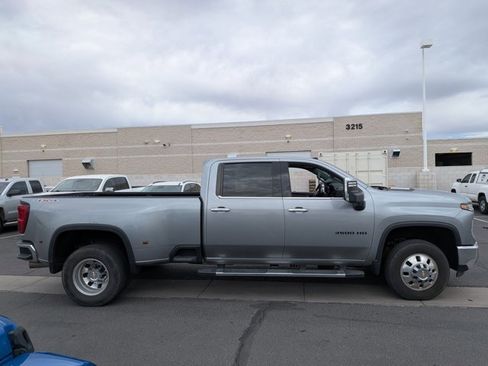 Used 2024 Chevrolet Silverado 3500 LTZ w/ LTZ Convenience Package image 4