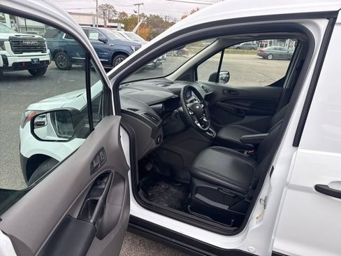 Used 2022 Ford Transit Connect XL image 16