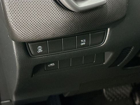 Used 2025 MAZDA CX-50 AWD 2.5 S w/ Preferred Package image 17