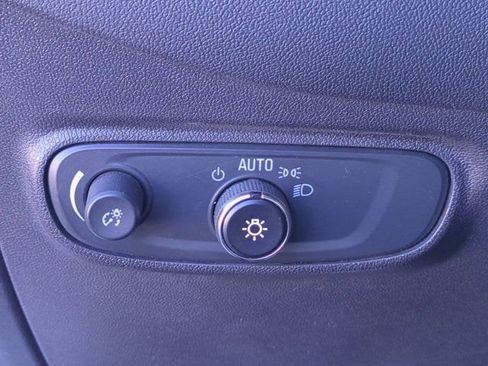 Used 2024 Chevrolet Equinox LT image 24