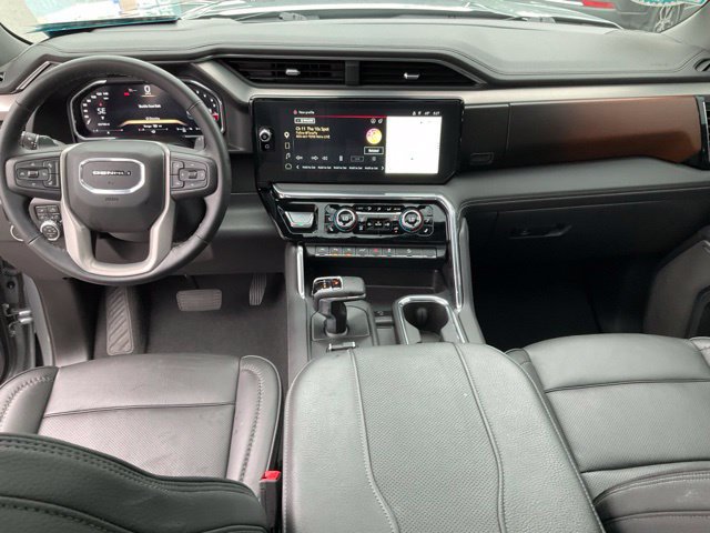 Used 2026 GMC Sierra 1500 Denali w/ Technology Package AWD/4WD image 4