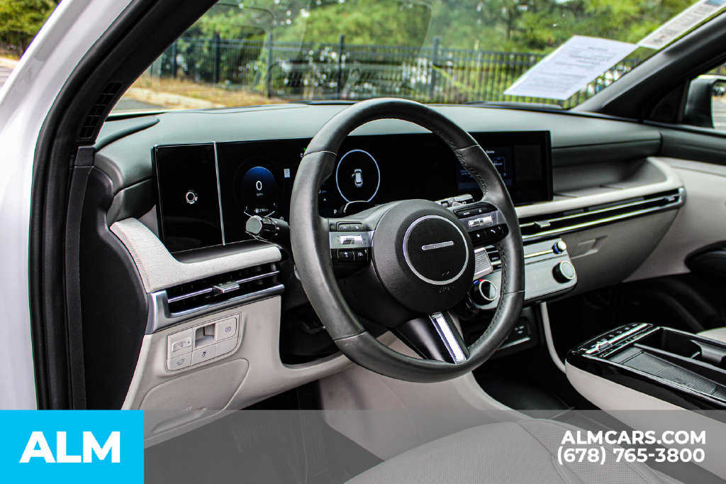 Used 2025 Hyundai Tucson Limited AWD/4WD image 30