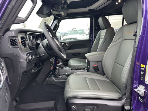 New 2026 Jeep Gladiator Mojave image 10