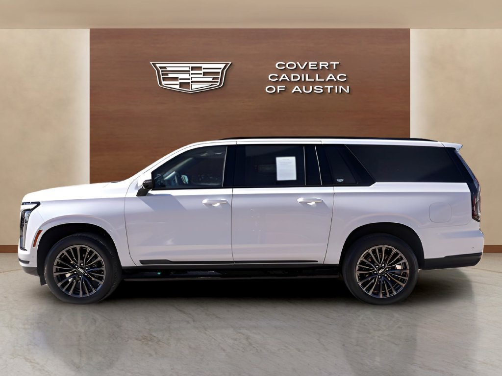 Used 2025 Cadillac Escalade ESV Sport Platinum AWD/4WD image 2