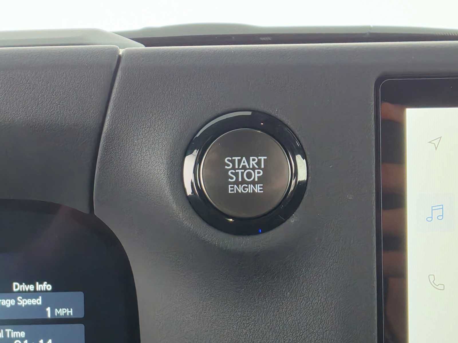 Certified 2026 Lexus GX 550 w/ Cold Area Package AWD/4WD image 32