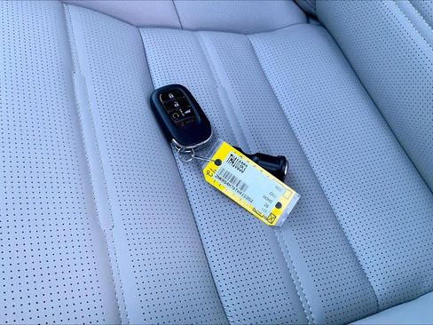 Used 2026 Honda CR-V EX-L image 14