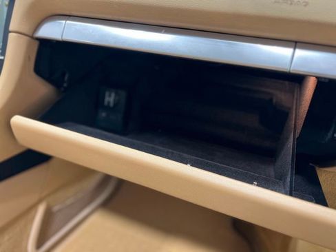 Used 2016 Porsche Boxster image 28