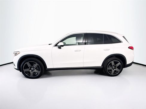 Used 2026 Mercedes-Benz GLC 300 4MATIC image 25