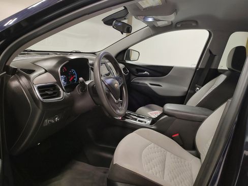 Used 2020 Chevrolet Equinox LS w/ LS Convenience Package image 10