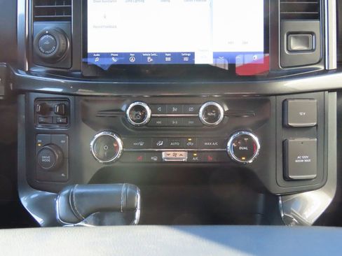 Used 2022 Ford F150 XLT w/ Equipment Group 302A High image 5