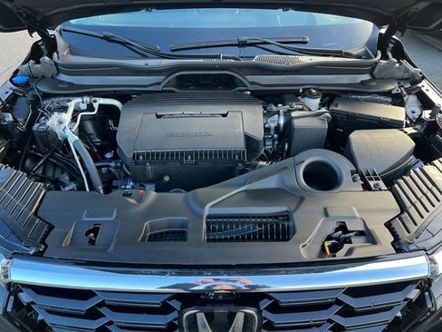 New 2025 Honda Pilot Elite image 30