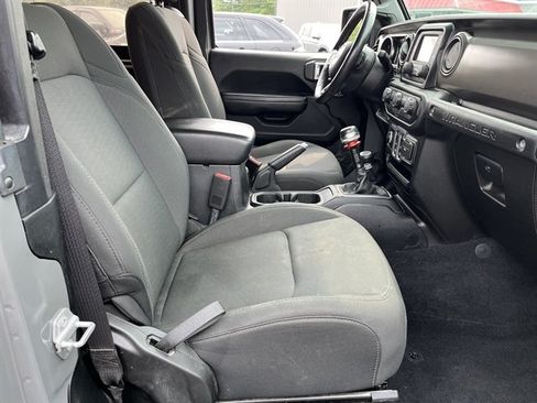 Used 2019 Jeep Wrangler Sport AWD/4WD image 29