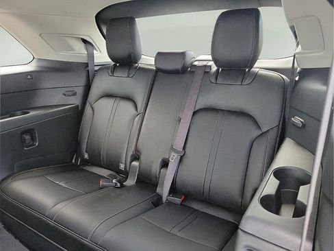 Used 2024 MAZDA CX-90 3.3 Turbo w/ Preferred Package image 9