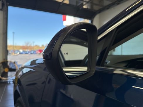 Used 2022 Buick Envision Avenir w/ Technology Package II image 13