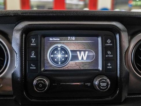 Used 2020 Jeep Gladiator Sport w/ Quick Order Package 24S image 20