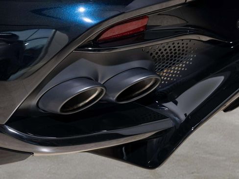 Used 2025 Aston Martin DBX 707 image 43