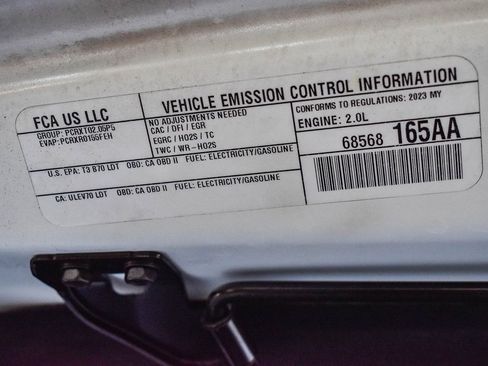 Used 2023 Jeep Wrangler Unlimited Sahara w/ Cold Weather Group image 26