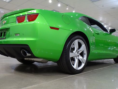 Used 2011 Chevrolet Camaro SS image 16
