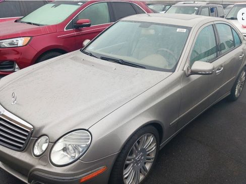 Used 2007 Mercedes-Benz E 350 Sedan image 2