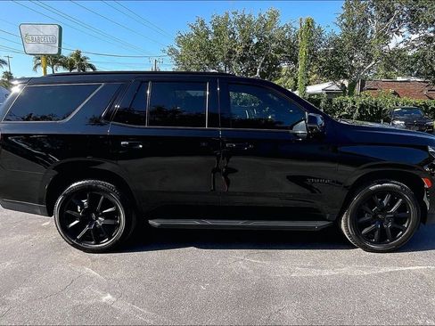 Used 2022 Chevrolet Tahoe RST w/ Luxury Package RWD image 32
