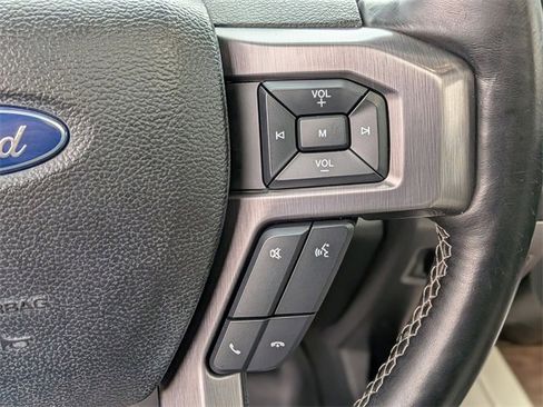 Used 2021 Ford Expedition Platinum image 17