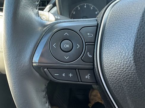 Used 2023 Toyota Corolla Cross LE w/ Moonroof Package image 20