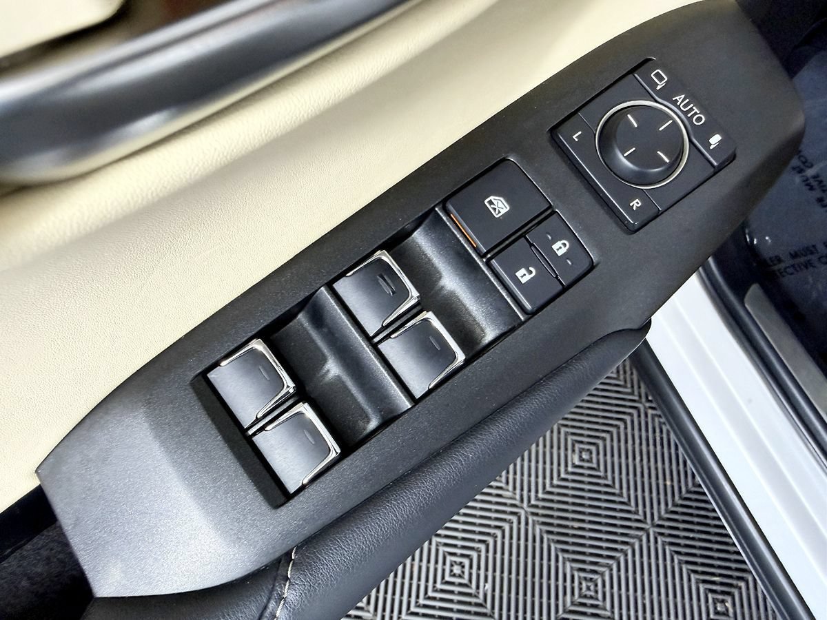 Used 2020 Lexus NX 300h AWD w/ Comfort Package image 28
