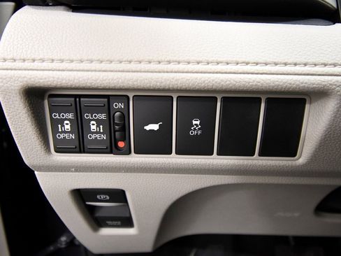 Certified 2025 Honda Odyssey EX-L image 20