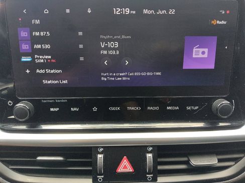 Used 2023 Kia Forte GT-Line w/ GT-Line Premium Package FWD image 25