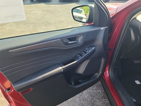 New 2026 Ford Escape Active image 15