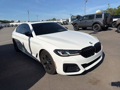 Used 2021 BMW 530i w/ M Sport Package image 2