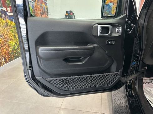 Used 2020 Jeep Wrangler Unlimited Sport S image 21