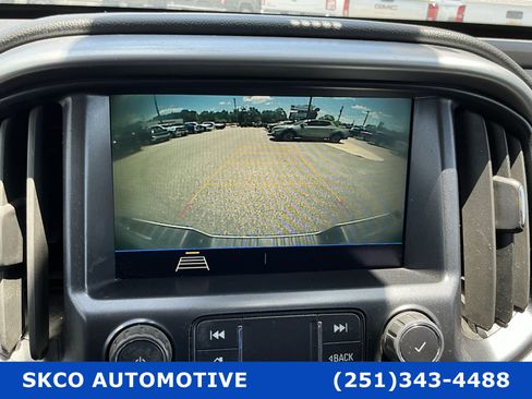 Used 2022 Chevrolet Colorado LT w/ Fleet Safety Package RWD image 17