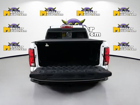 Used 2024 Chevrolet Colorado Z71 w/ Z71 Convenience Package 2 AWD/4WD image 25