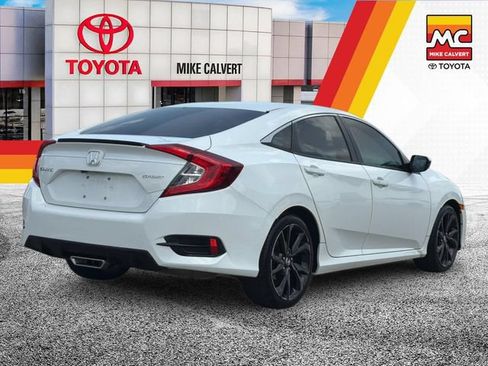 Used 2019 Honda Civic Sport image 5