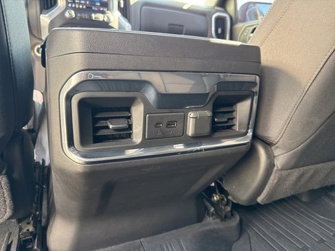 Used 2021 GMC Sierra 1500 Elevation w/ Preferred Package image 15