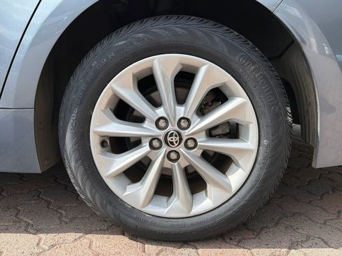 Used 2020 Toyota Corolla LE image 18