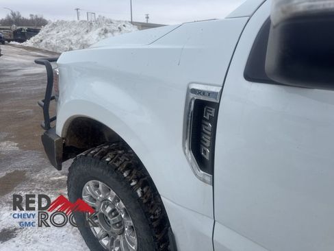 Used 2022 Ford F250 XLT w/ XLT Premium Package image 10