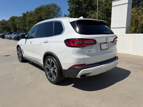 Used 2023 BMW X5 xDrive45e w/ Executive Package AWD/4WD image 3