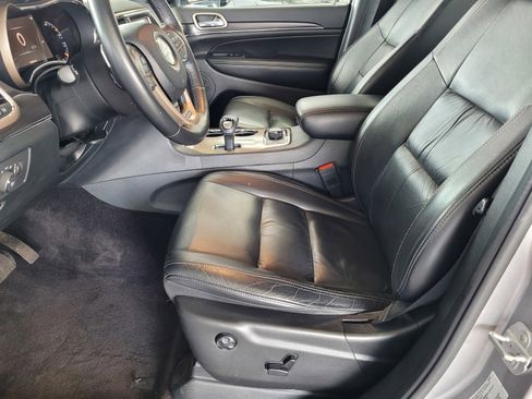 Used 2015 Jeep Grand Cherokee Limited AWD/4WD image 18