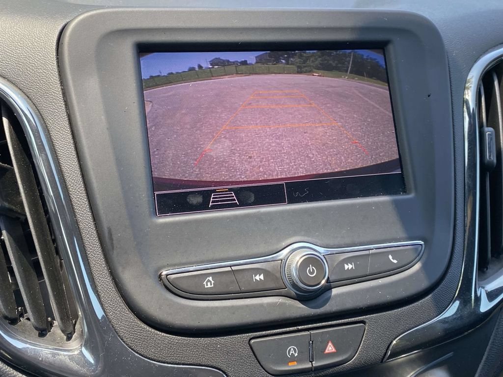Used 2023 Chevrolet Equinox RS w/ LPO, Floor Liner Package FWD image 26