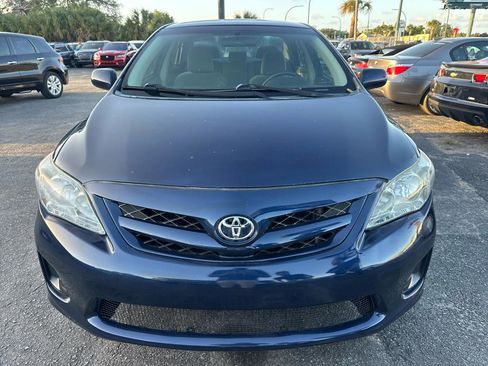 Used 2012 Toyota Corolla LE image 2